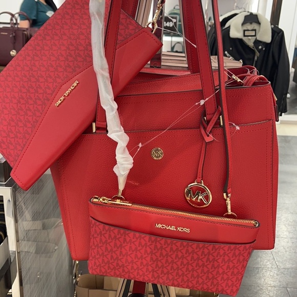 Michael Kors Handbags - Michael Kors Maisie Large Pebbled Leather 3-in-1 Tote Bag